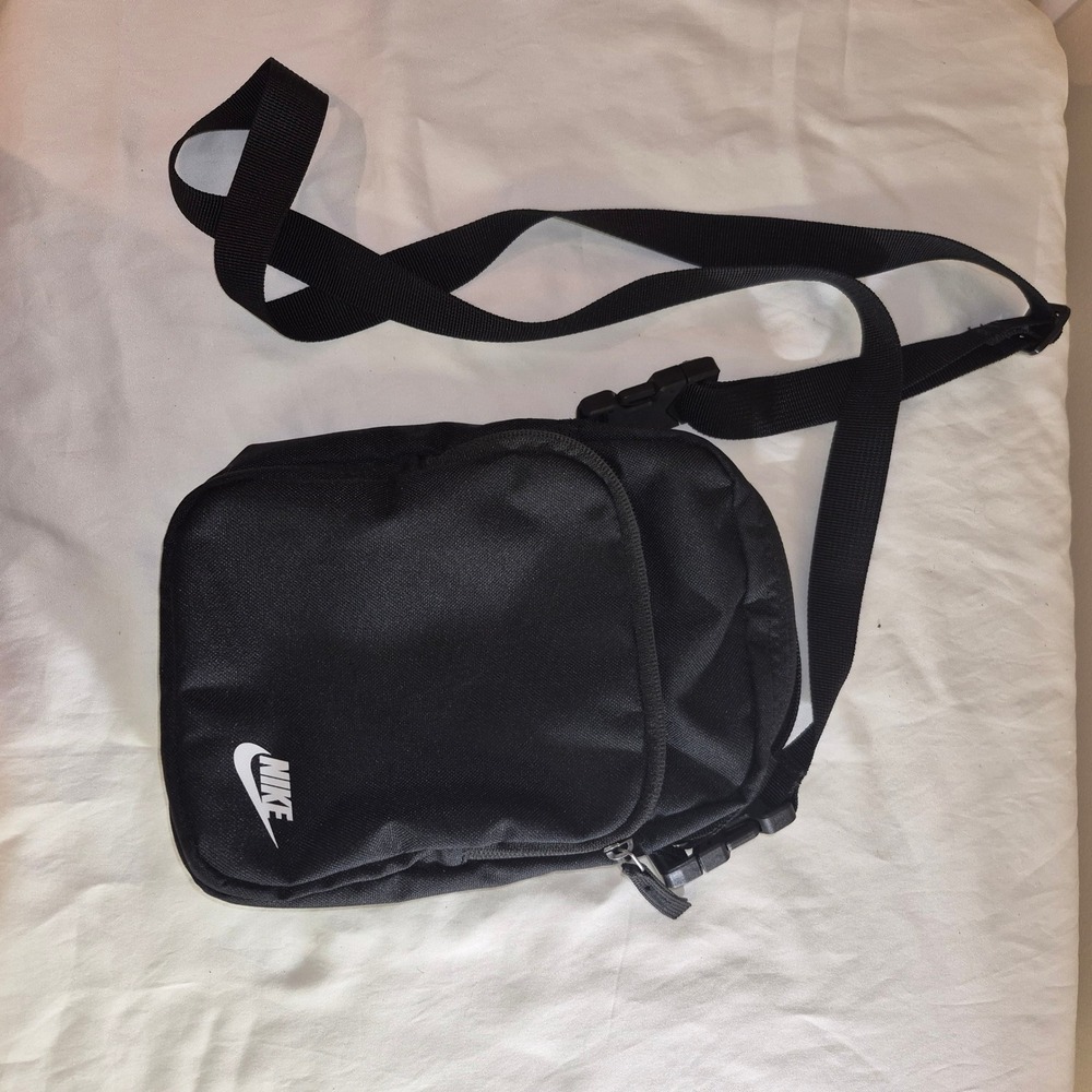 Nike Heritage Crossbody Bag Black Small Items Messenger Shoulder Bag BA5871-010